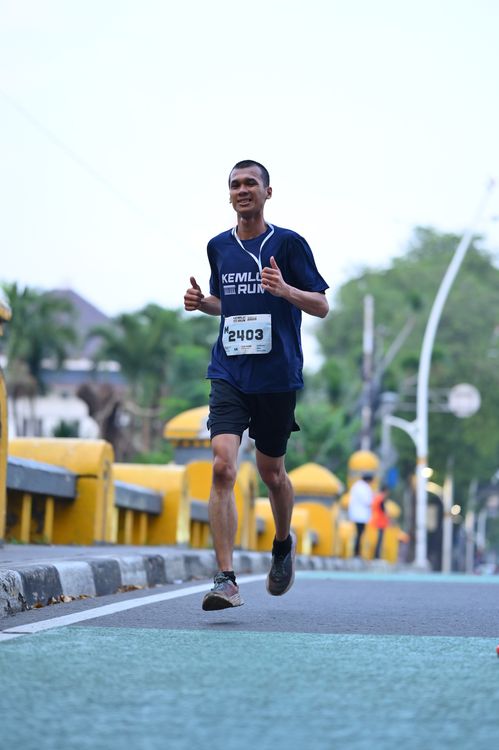 Race photo from KEMLU RUN 2025