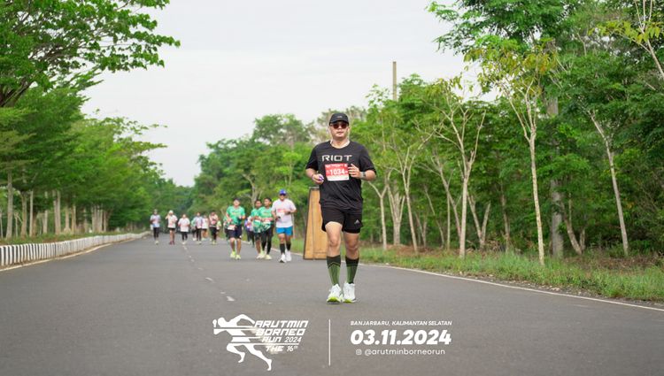 Race photo from Arutmin Borneo Run 2024