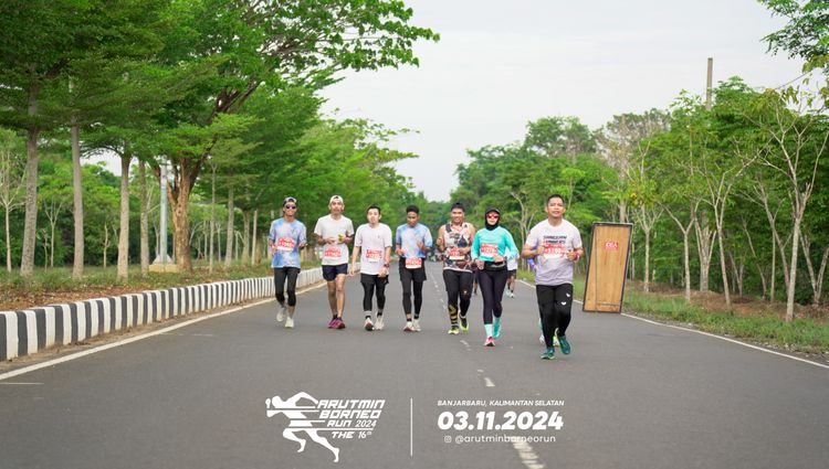 Race photo from Arutmin Borneo Run 2024