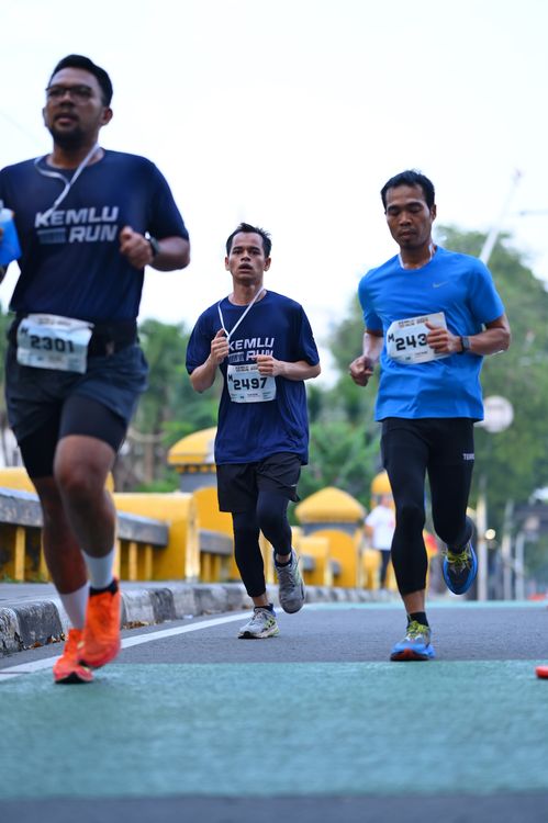 Race photo from KEMLU RUN 2025