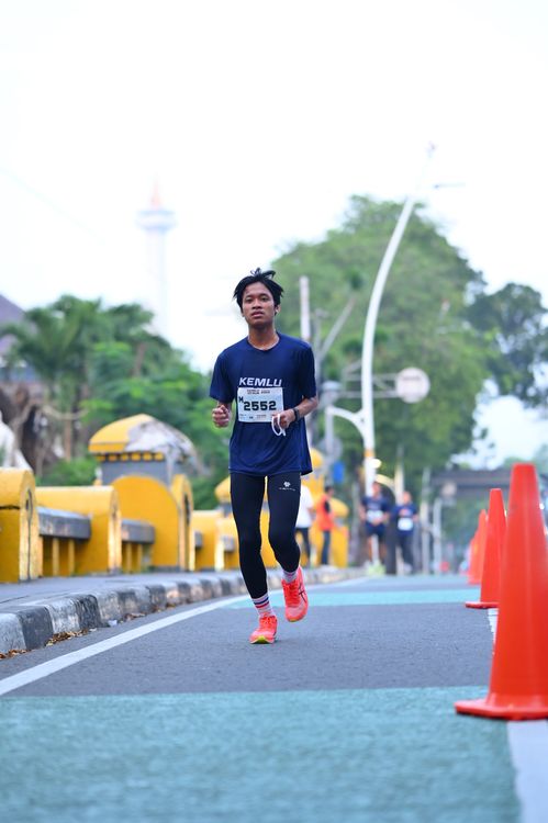 Race photo from KEMLU RUN 2025