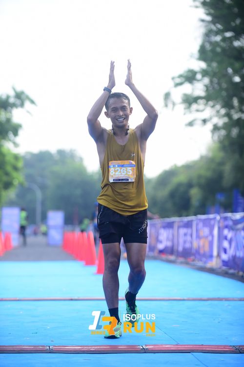 Race photo from Isoplus Run 2024 Surabaya