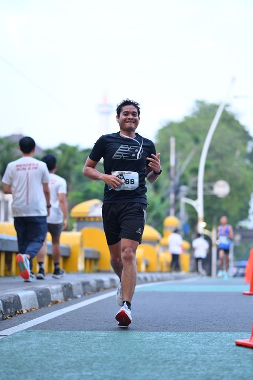 Race photo from KEMLU RUN 2025