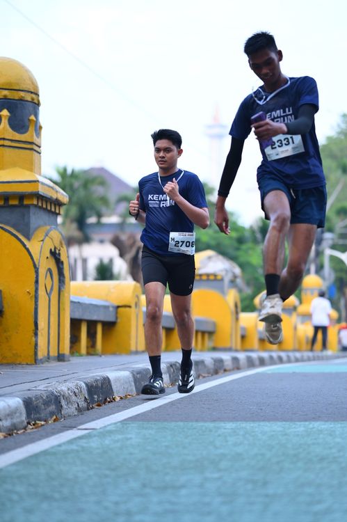 Race photo from KEMLU RUN 2025