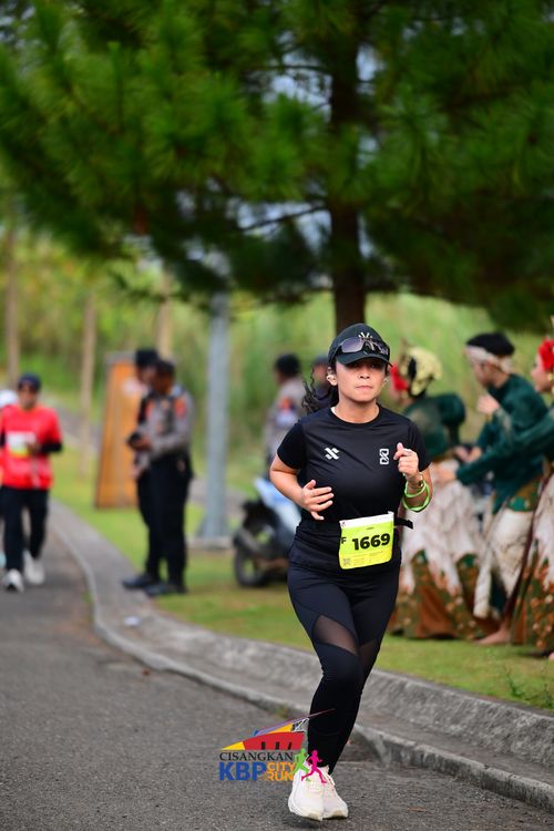 Race photo from CISANGKAN KBP CITY RUN 2025