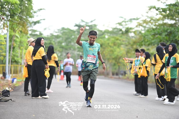 Race photo from Arutmin Borneo Run 2024