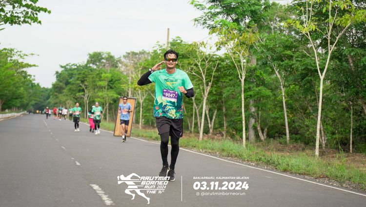 Race photo from Arutmin Borneo Run 2024