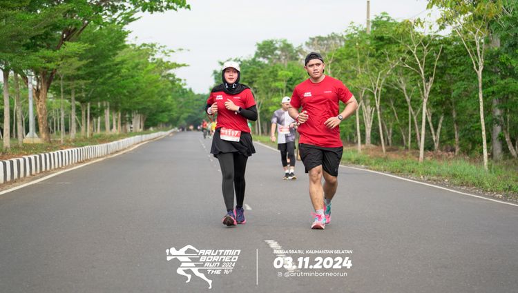 Race photo from Arutmin Borneo Run 2024