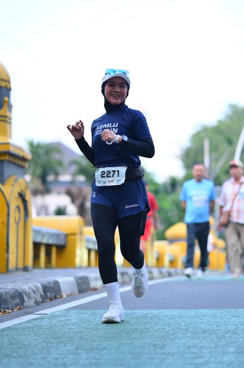 Race photo from KEMLU RUN 2025