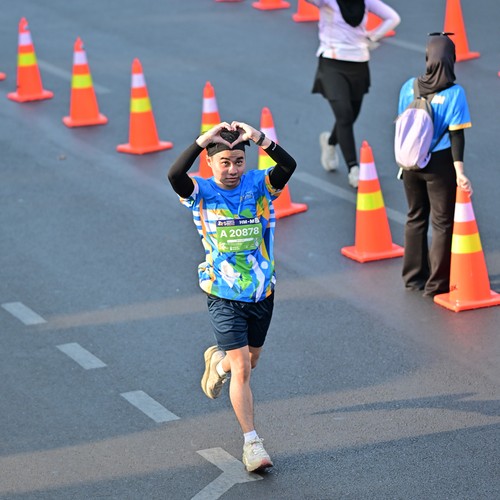 Race photo from SURABAYA ISOPLUS MARATHON 2026