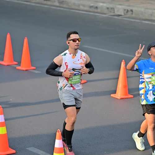 Race photo from SURABAYA ISOPLUS MARATHON 2026