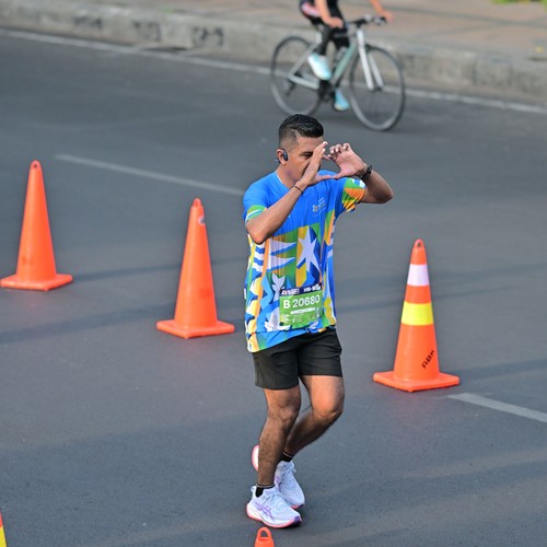 Race photo from SURABAYA ISOPLUS MARATHON 2026
