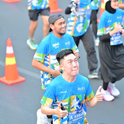 Race photo from SURABAYA ISOPLUS MARATHON 2026