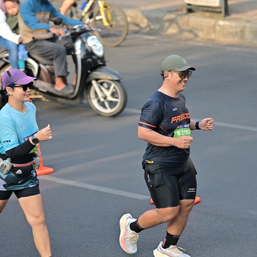 Race photo from SURABAYA ISOPLUS MARATHON 2026