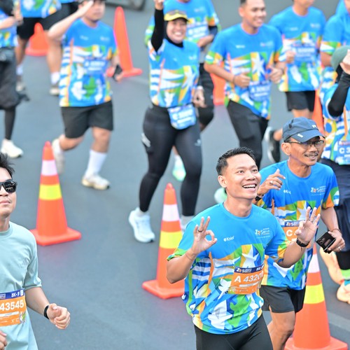 Race photo from SURABAYA ISOPLUS MARATHON 2026