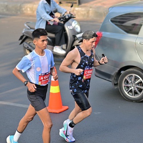 Race photo from SURABAYA ISOPLUS MARATHON 2026