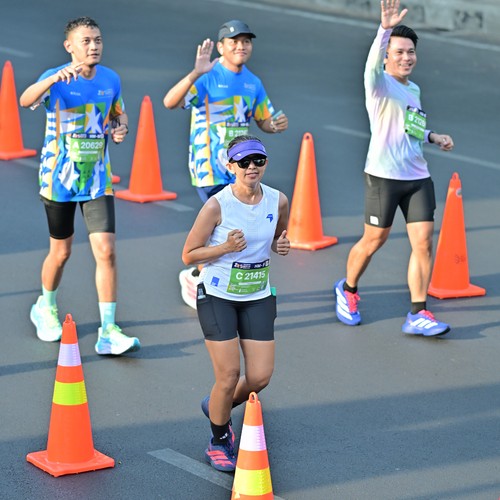 Race photo from SURABAYA ISOPLUS MARATHON 2026