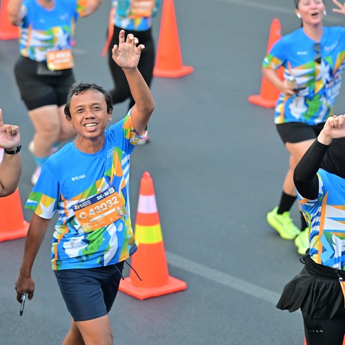 Race photo from SURABAYA ISOPLUS MARATHON 2026