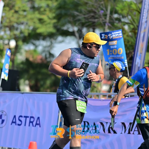 Race photo from SURABAYA ISOPLUS MARATHON 2026