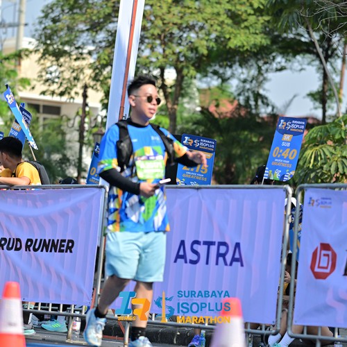 Race photo from SURABAYA ISOPLUS MARATHON 2026