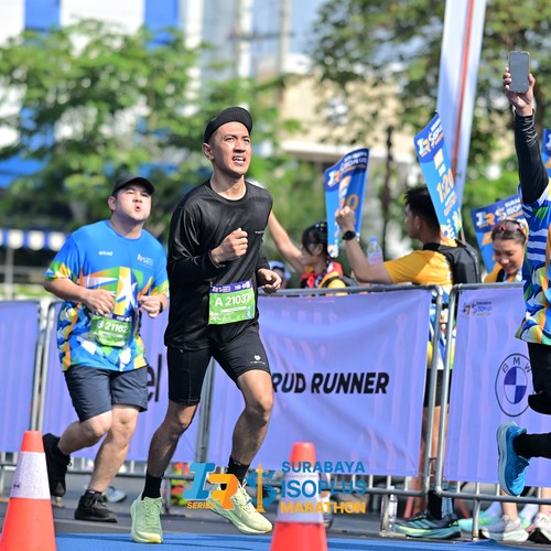 Race photo from SURABAYA ISOPLUS MARATHON 2026