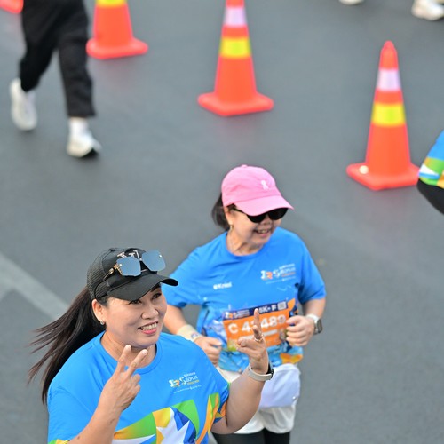 Race photo from SURABAYA ISOPLUS MARATHON 2026
