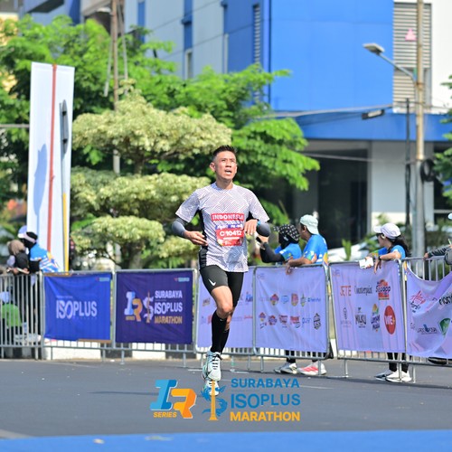 Race photo from SURABAYA ISOPLUS MARATHON 2026