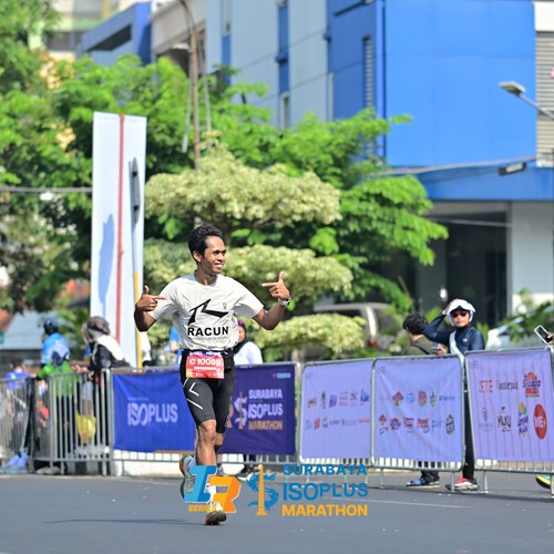 Race photo from SURABAYA ISOPLUS MARATHON 2026