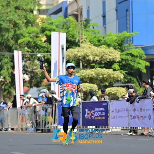 Race photo from SURABAYA ISOPLUS MARATHON 2026