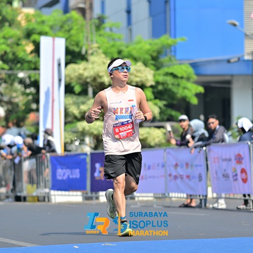 Race photo from SURABAYA ISOPLUS MARATHON 2026