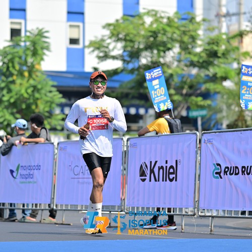 Race photo from SURABAYA ISOPLUS MARATHON 2026