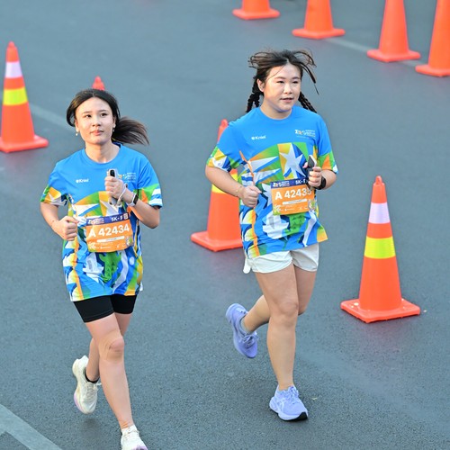 Race photo from SURABAYA ISOPLUS MARATHON 2026