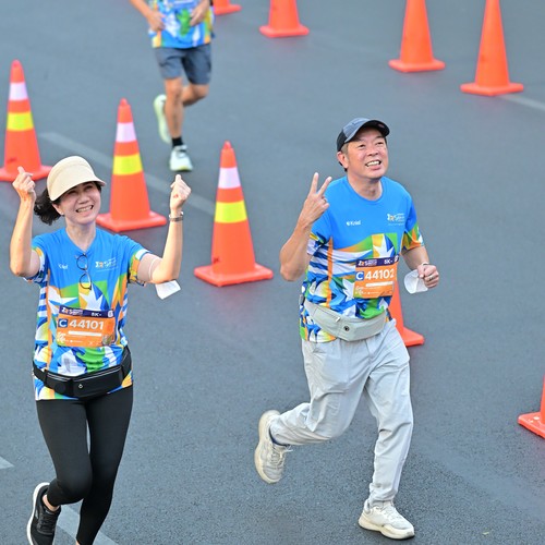 Race photo from SURABAYA ISOPLUS MARATHON 2026