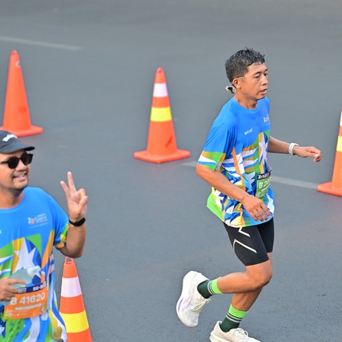 Race photo from SURABAYA ISOPLUS MARATHON 2026