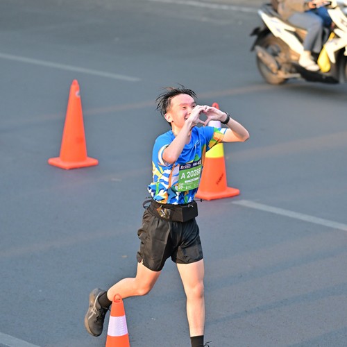 Race photo from SURABAYA ISOPLUS MARATHON 2026