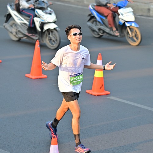 Race photo from SURABAYA ISOPLUS MARATHON 2026