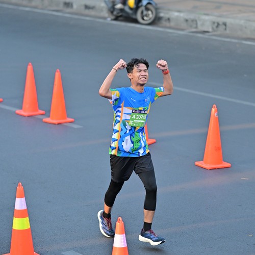 Race photo from SURABAYA ISOPLUS MARATHON 2026