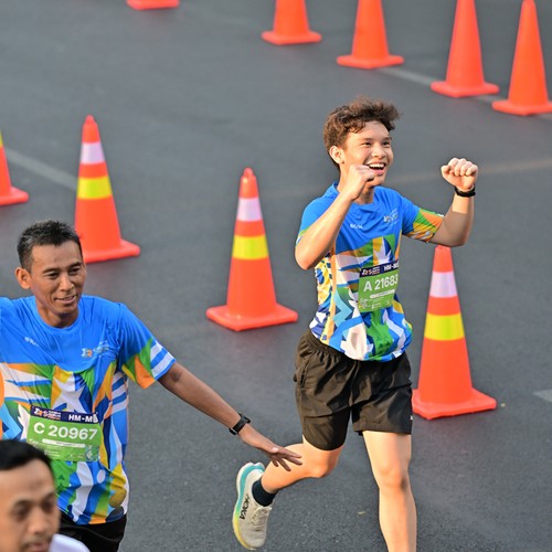 Race photo from SURABAYA ISOPLUS MARATHON 2026