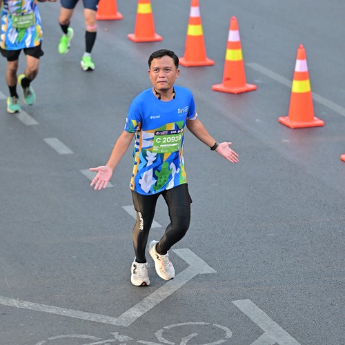 Race photo from SURABAYA ISOPLUS MARATHON 2026