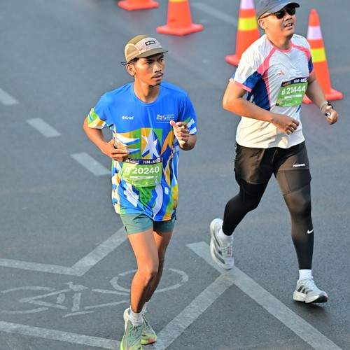 Race photo from SURABAYA ISOPLUS MARATHON 2026