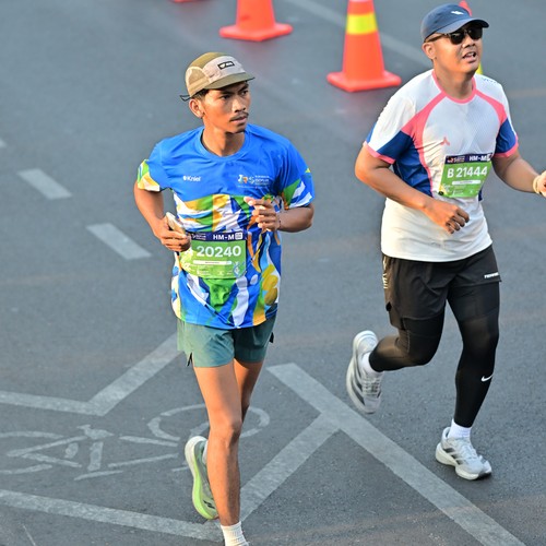 Race photo from SURABAYA ISOPLUS MARATHON 2026