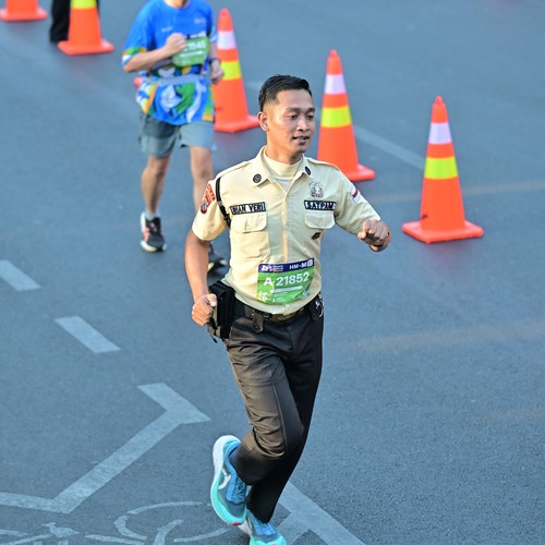 Race photo from SURABAYA ISOPLUS MARATHON 2026
