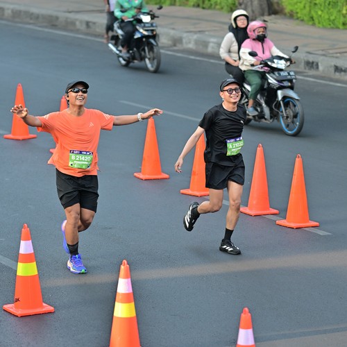 Race photo from SURABAYA ISOPLUS MARATHON 2026