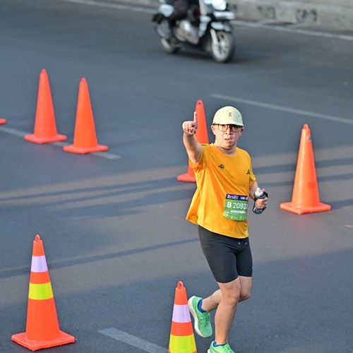 Race photo from SURABAYA ISOPLUS MARATHON 2026