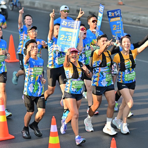Race photo from SURABAYA ISOPLUS MARATHON 2026