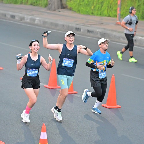 Race photo from SURABAYA ISOPLUS MARATHON 2026