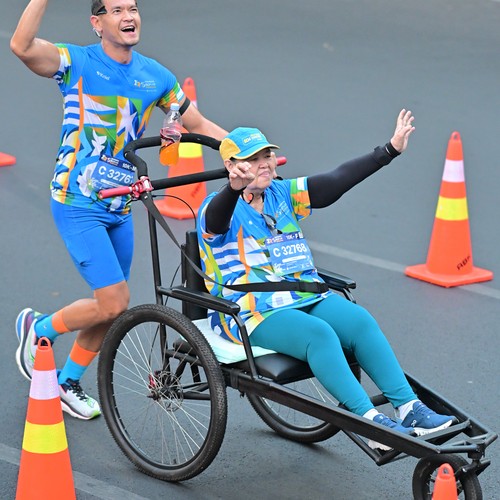 Race photo from SURABAYA ISOPLUS MARATHON 2026
