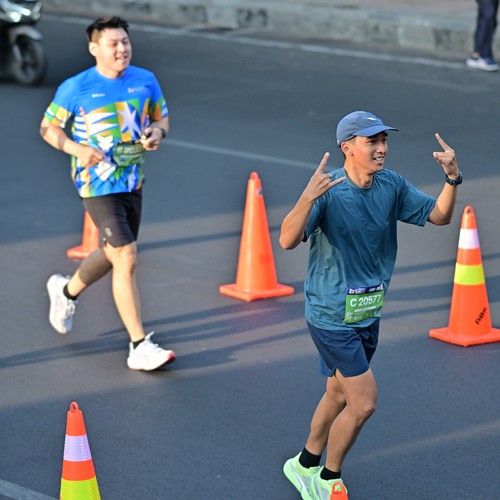 Race photo from SURABAYA ISOPLUS MARATHON 2026