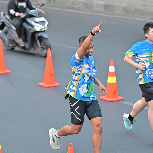 Race photo from SURABAYA ISOPLUS MARATHON 2026