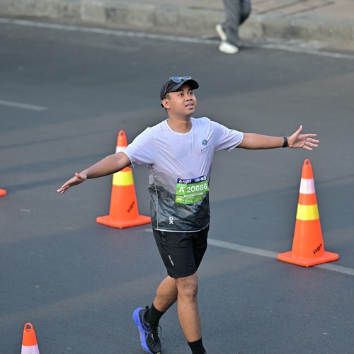 Race photo from SURABAYA ISOPLUS MARATHON 2026